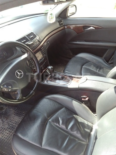 Mercedes E 220 2005, 184,523 km - 2.2 l - Sabirabad