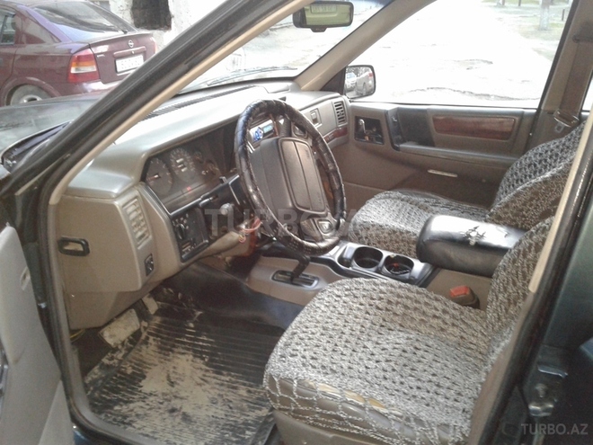 Jeep Grand Cherokee 1992, 370,000 km - 3.5 l - Sumqayıt