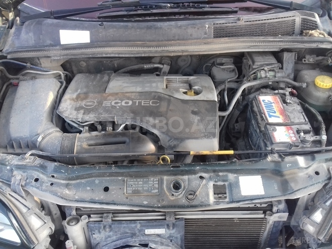 Opel Zafira 2001, 241,911 km - 2.2 l - Quba