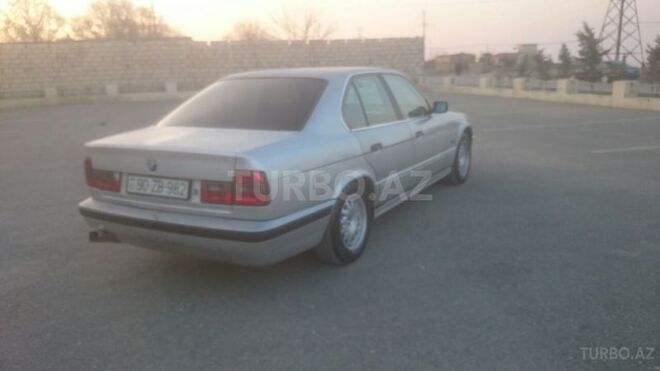 BMW 520 1993, 350,000 km - 2.0 l - Sumqayıt