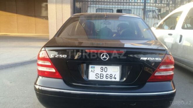 Mercedes C 230 2006, 235,000 km - 2.5 л - Bakı