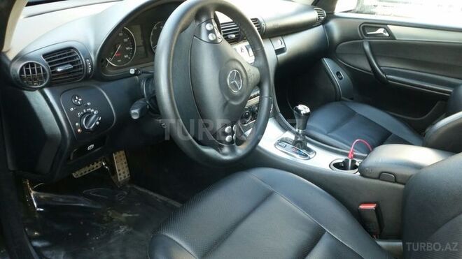 Mercedes C 230 2006, 235,000 km - 2.5 л - Bakı
