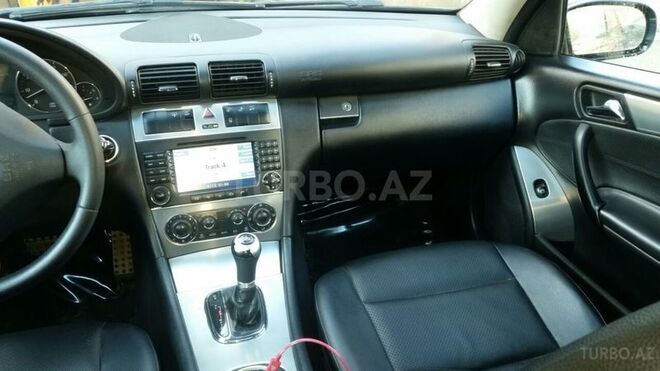 Mercedes C 230 2006, 235,000 km - 2.5 л - Bakı