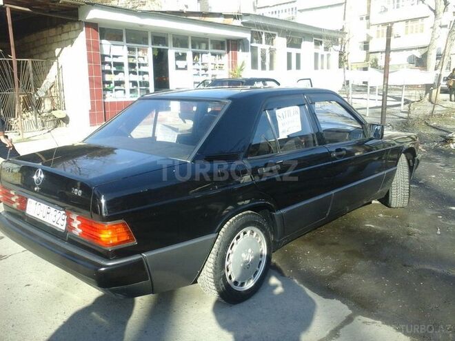 Mercedes 190 1991, 280,000 km - 2.0 л - Şəki
