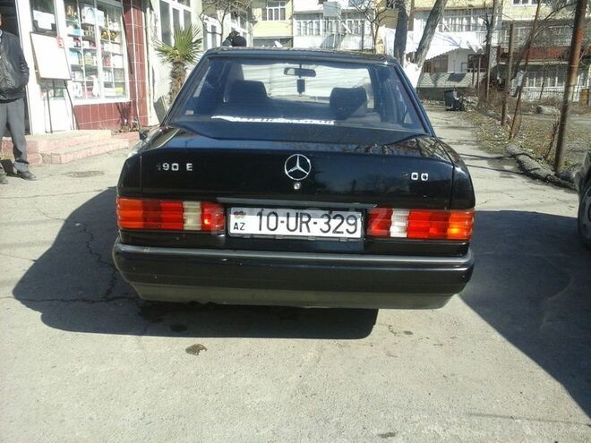 Mercedes 190 1991, 280,000 km - 2.0 л - Şəki