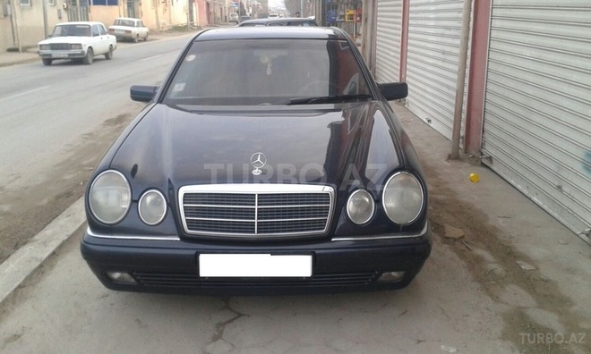 Mercedes E 240 1996, 240,000 km - 2.4 l - Bakı