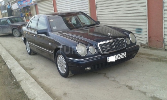 Mercedes E 240 1996, 240,000 km - 2.4 l - Bakı