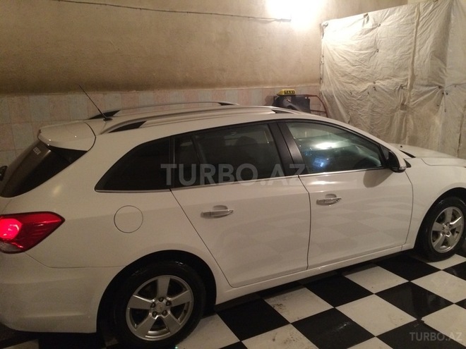 Chevrolet Cruze 2014, 89,000 km - 1.8 l - Quba