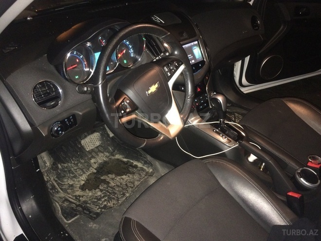 Chevrolet Cruze 2014, 89,000 km - 1.8 l - Quba