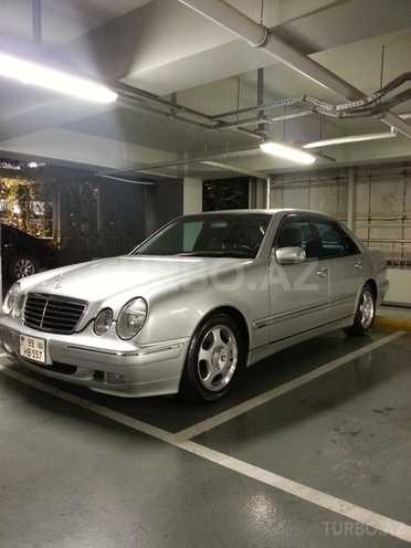 Mercedes E 320 2000, 72,000 km - 3.2 l - Bakı