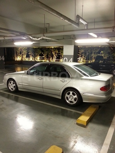 Mercedes E 320 2000, 72,000 km - 3.2 l - Bakı
