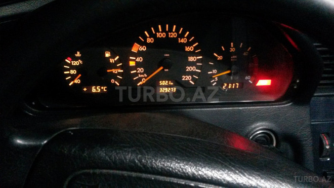 Mercedes C 220 1999, 329,000 km - 2.2 l - Bakı
