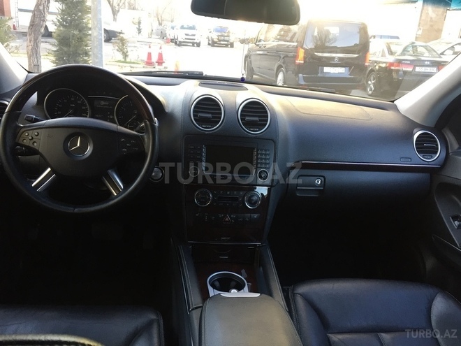 Mercedes GL 550 2008, 167,000 km - 5.5 l - Bakı