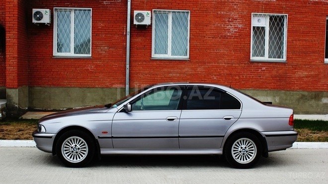 BMW 525 1999, 212,000 km - 2.5 l - Bakı