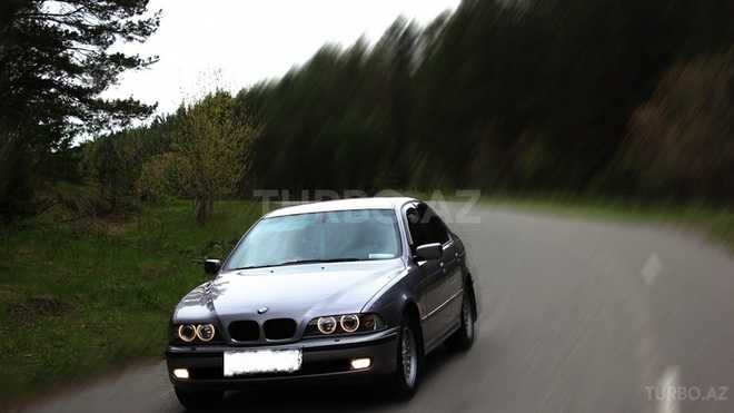 BMW 525 1999, 212,000 km - 2.5 l - Bakı