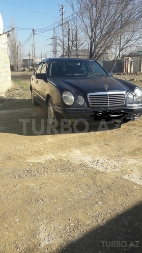 Mercedes E 240 1998, 245,000 km - 2.4 л - Bakı