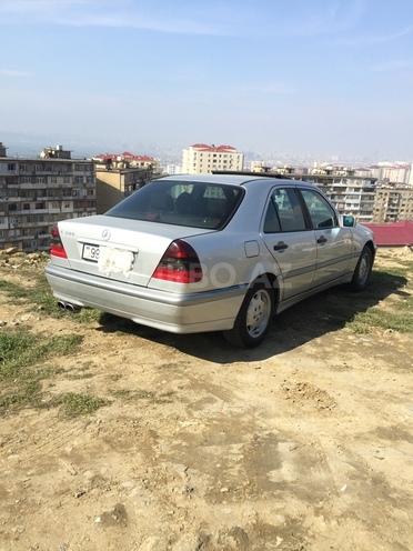 Mercedes C 240 1998, 2,600,000 km - 0.2 л - Bakı