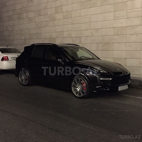 Porsche Cayenne 2015, 27,000 km - 3.6 l - Bakı