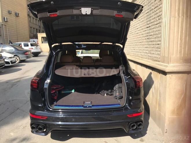 Porsche Cayenne 2015, 27,000 km - 3.6 l - Bakı