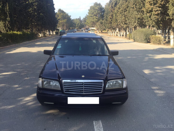 Mercedes C 230 1996, 218,000 km - 2.3 l - Sumqayıt