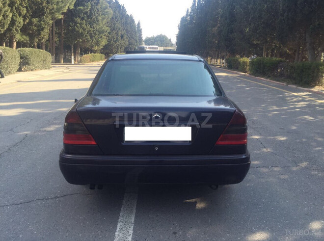 Mercedes C 230 1996, 218,000 km - 2.3 l - Sumqayıt