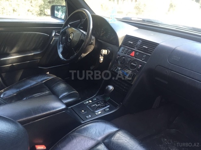 Mercedes C 230 1996, 218,000 km - 2.3 l - Sumqayıt