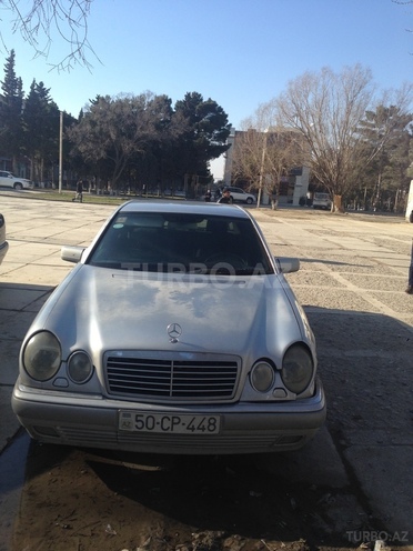 Mercedes E 230 1995, 300,000 km - 2.3 l - Bakı