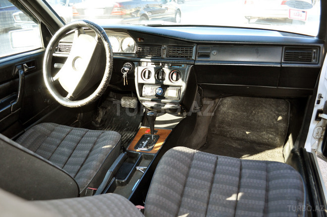 Mercedes 190 1990, 813,705 km - 1.8 l - Bakı