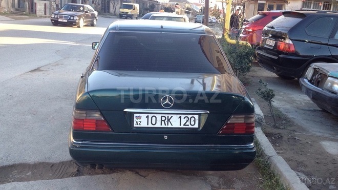 Mercedes E 280 1995, 268,592 km - 2.8 l - Bakı