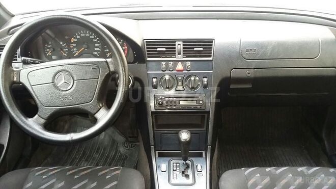 Mercedes C 220 1999, 180,000 km - 0.2 l - Bakı