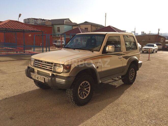 Mitsubishi Pajero 1995, 80,000 km - 3.0 l - Bakı
