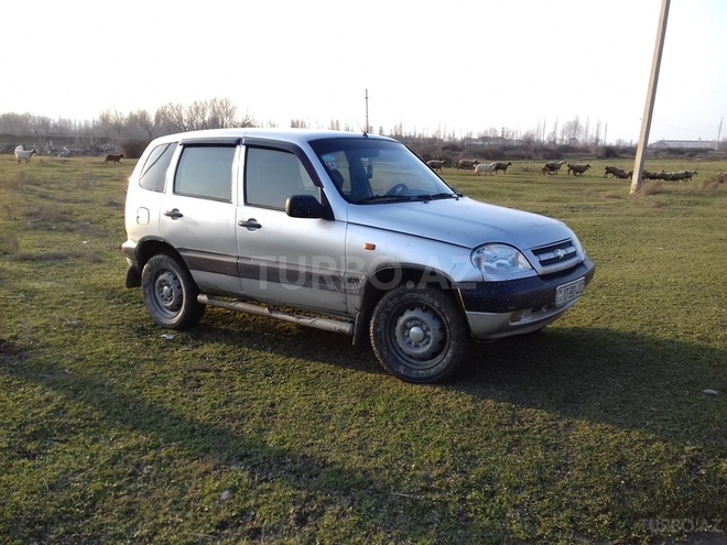Chevrolet Niva 2006, 140 km - 1.7 l - Şabran