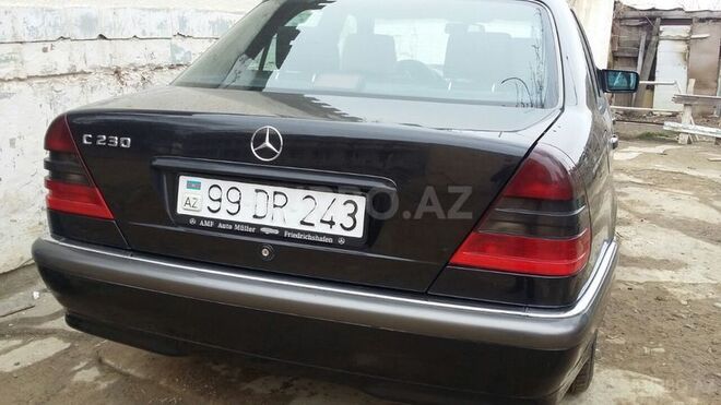 Mercedes C 230 1998, 286,000 km - 2.3 l - Bakı