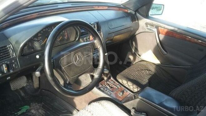 Mercedes C 220 1998, 249,066 km - 2.2 л - Tovuz