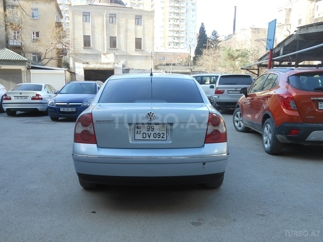 Volkswagen Passat 2002, 200,000 km - 1.8 l - Bakı
