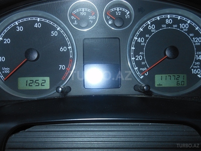 Volkswagen Passat 2002, 200,000 km - 1.8 l - Bakı