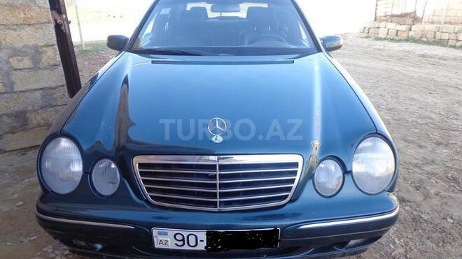 Mercedes E 220 2001, 370,000 km - 2.2 л - Bakı