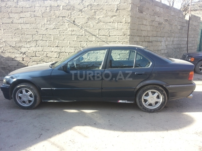 BMW 318 1992, 308,547 km - 1.8 l - Bakı