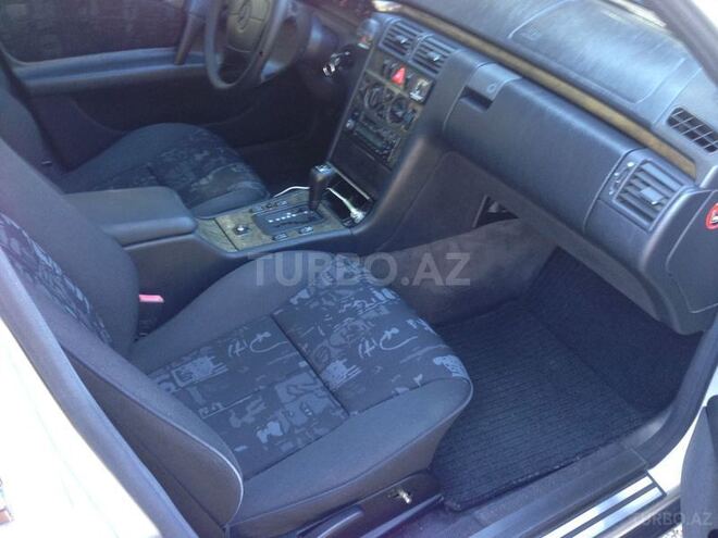 Mercedes E 230 1996, 294,025 km - 2.3 l - Sumqayıt