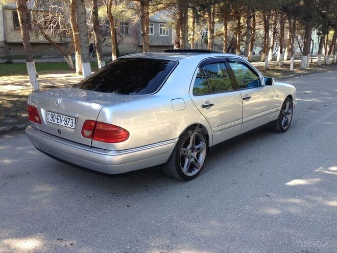 Mercedes E 230 1996, 294,025 km - 2.3 l - Sumqayıt