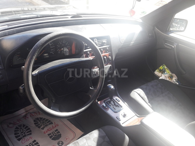 Mercedes C 180 1997, 320,000 km - 1.8 l - Bakı