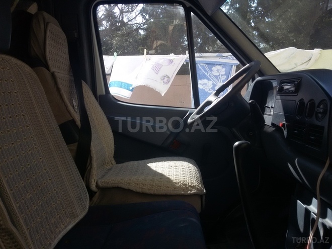 Mercedes Sprinter 208 1997, 300,000 km - 2.3 l - Bakı