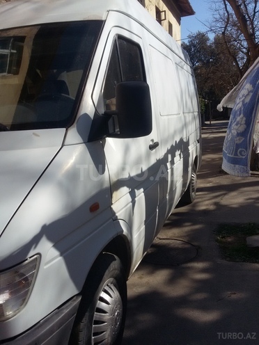 Mercedes Sprinter 208 1997, 300,000 km - 2.3 l - Bakı
