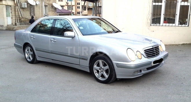 Mercedes E 270 2001, 350,000 km - 2.7 l - Bakı