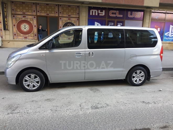 Hyundai H-1 2009, 495,000 km - 2.5 l - Bakı