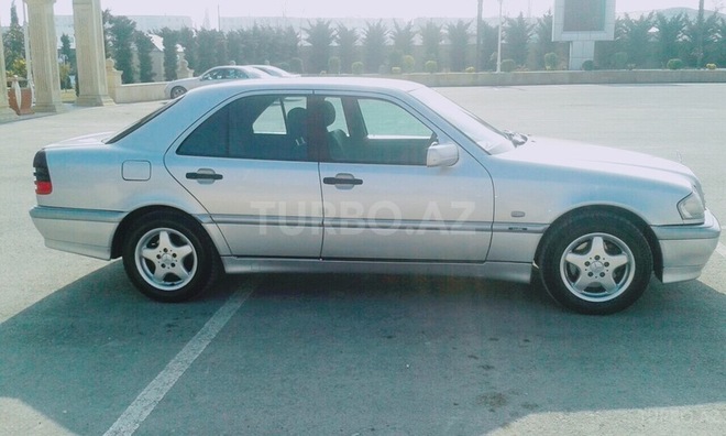 Mercedes C 240 1998, 238,838 km - 2.4 l - Bərdə