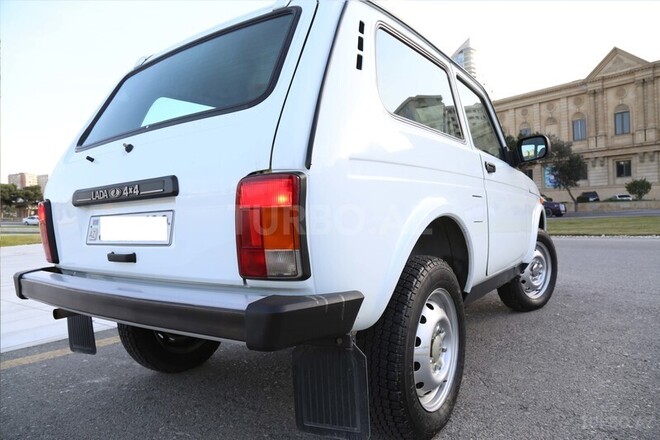 LADA (VAZ) Niva 2015, 20,700 km - 1.7 л - Bakı