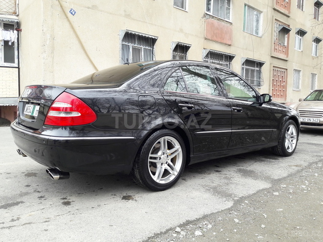 Mercedes E 240 2002, 215,000 km - 2.6 l - Mingəçevir