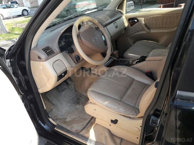 Mercedes ML 320 2002, 185,000 km - 3.2 l - Bakı