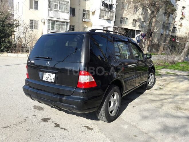 Mercedes ML 320 2002, 185,000 km - 3.2 l - Bakı